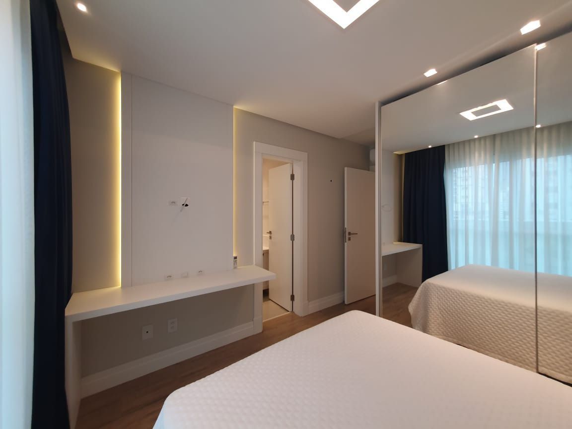 Apartamento à venda com 3 quartos, 181m² - Foto 18