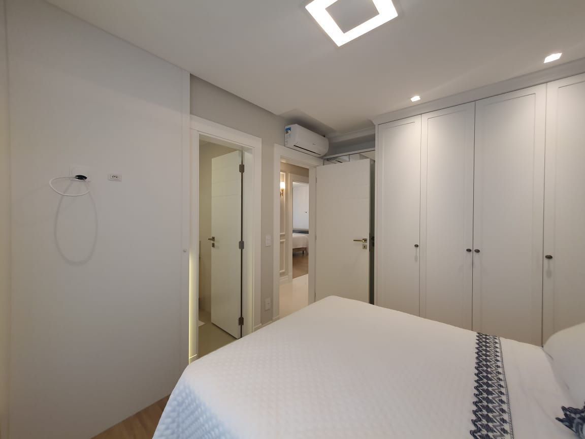 Apartamento à venda com 3 quartos, 181m² - Foto 12