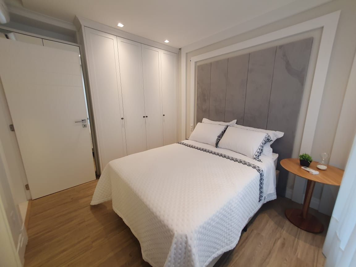 Apartamento à venda com 3 quartos, 181m² - Foto 11