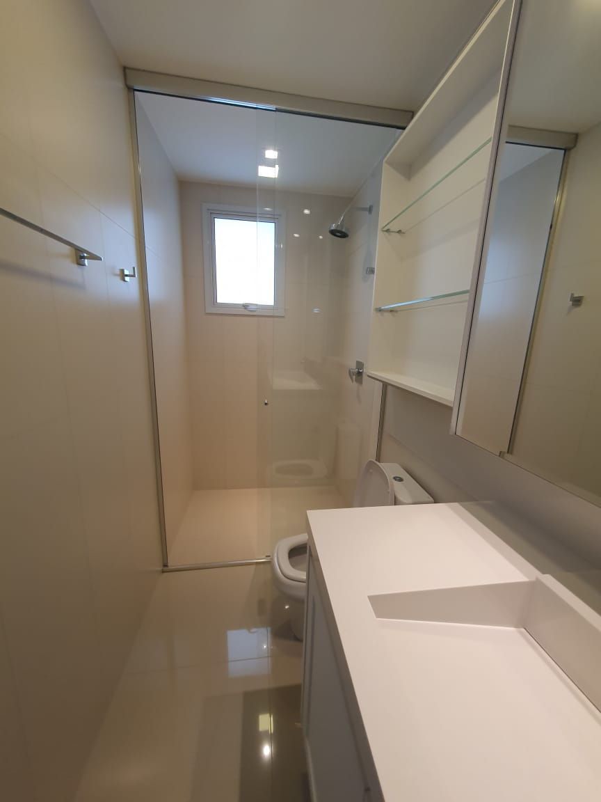 Apartamento à venda com 3 quartos, 181m² - Foto 6