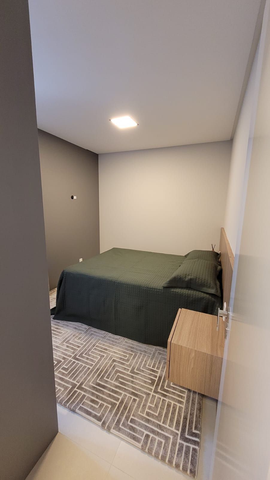 Apartamento à venda com 2 quartos, 87m² - Foto 2