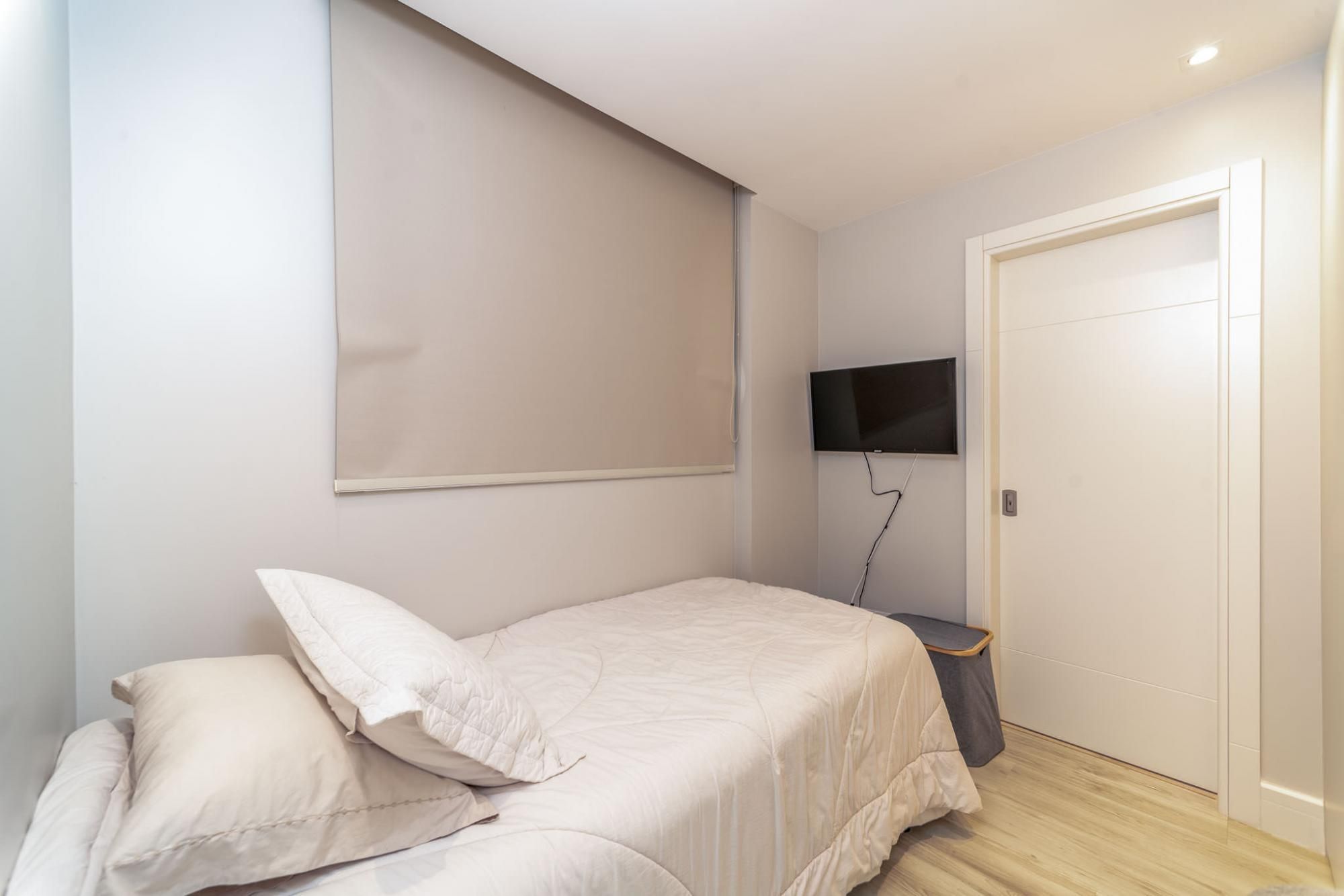 Apartamento à venda com 5 quartos, 350m² - Foto 14