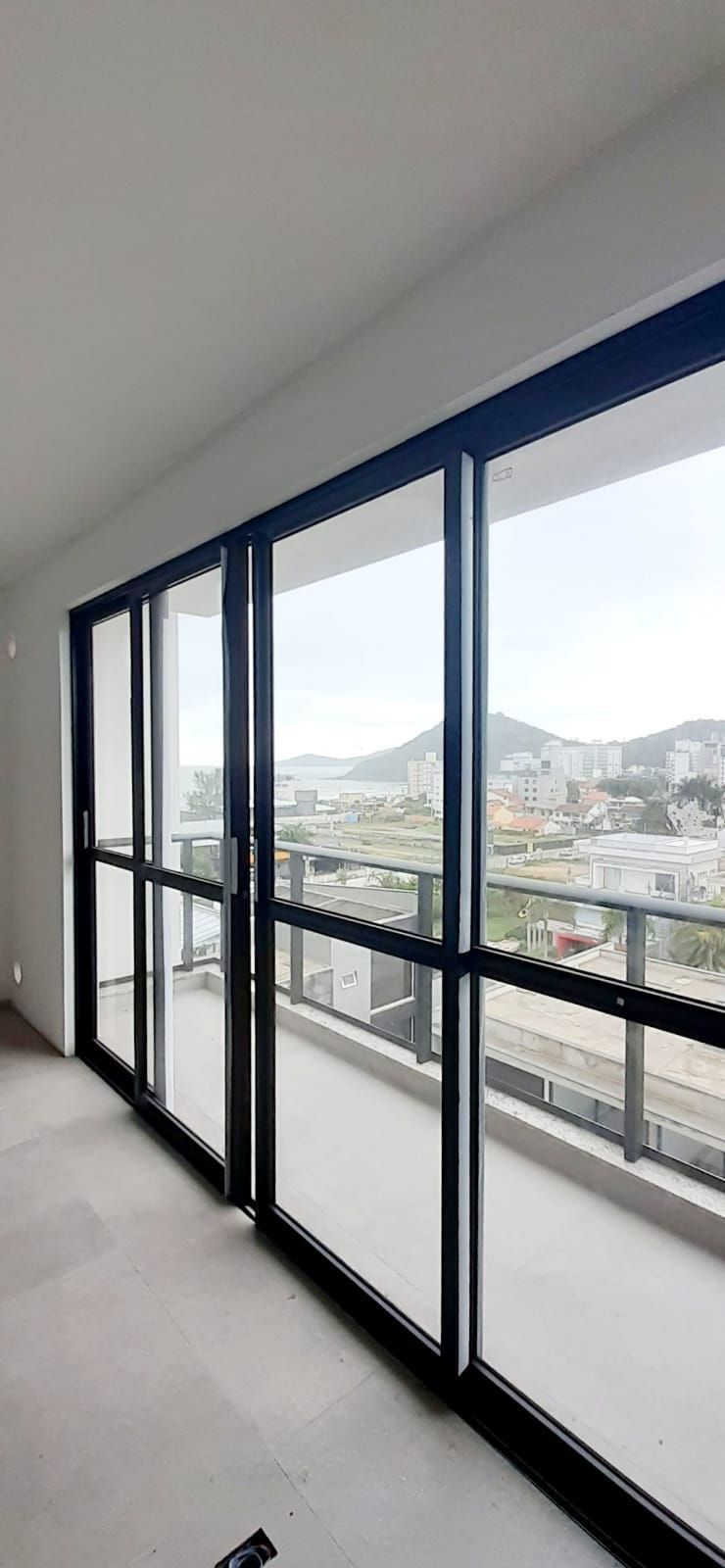 Apartamento à venda com 3 quartos, 115m² - Foto 4