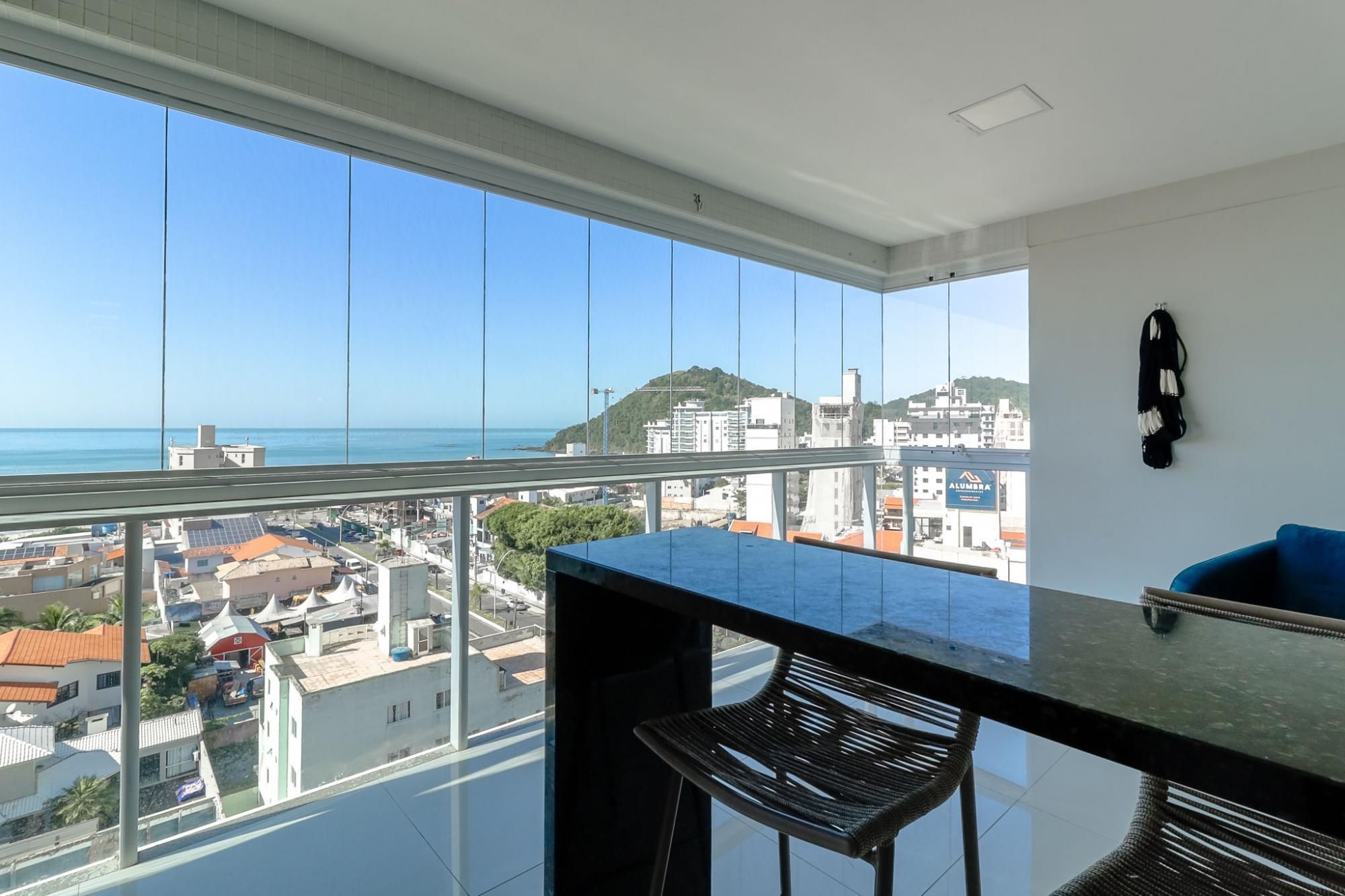 Apartamento à venda com 3 quartos, 144m² - Foto 4