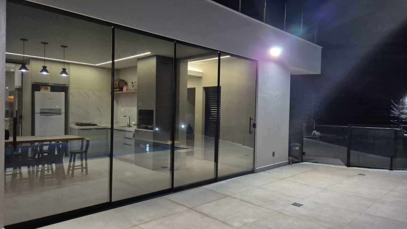 Foto 2 — Casa de 580m² no condomínio Gran Royalle em Confins