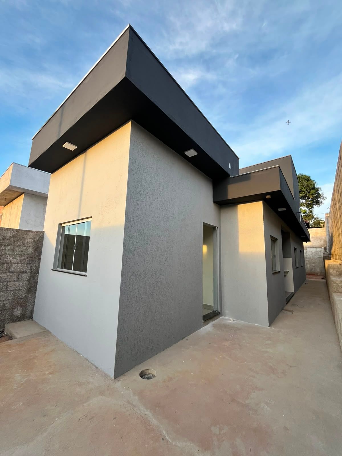 Foto 2 — Casa em fase final de acabamentos no bairro Bom Jesus, Matozinhos