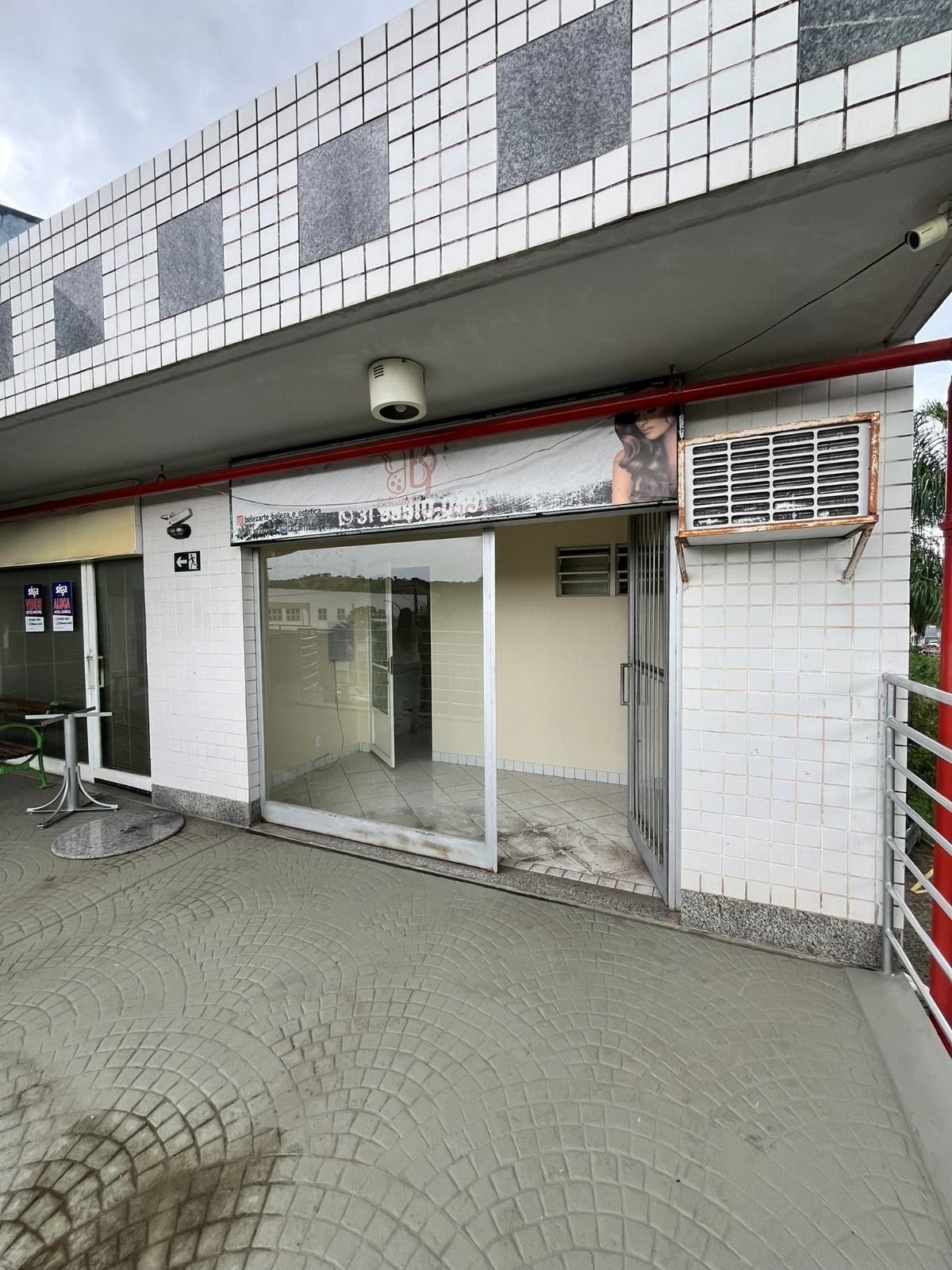 Foto 3 — Sala comercial para venda e locação no centro de Pedro Leopoldo