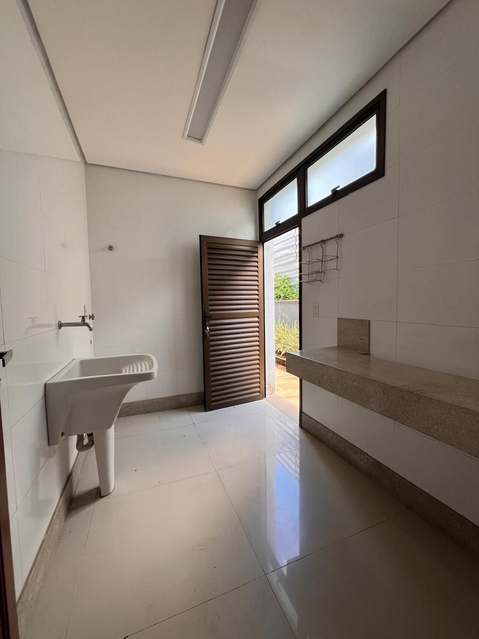Foto 5 — Casa de Alto Padrão no Condomínio Gran Royalle Aeroporto