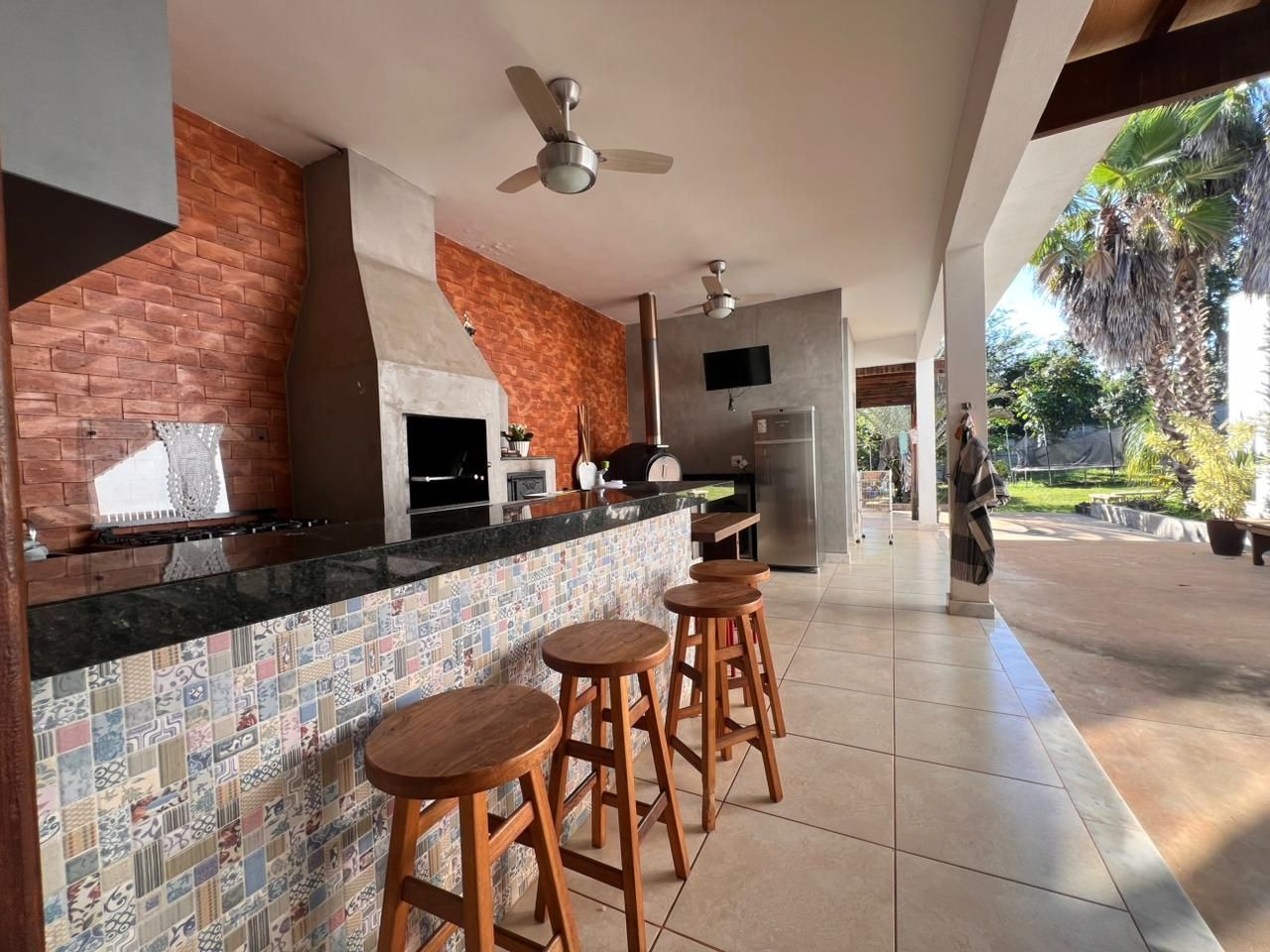 Foto 3 — Casa Quaresmeiras