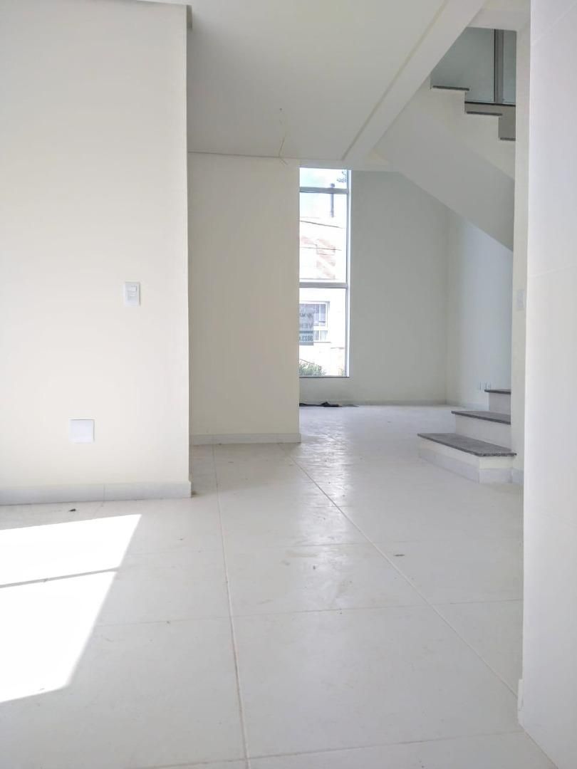 Casa à venda com 3 quartos, 160m² - Foto 9