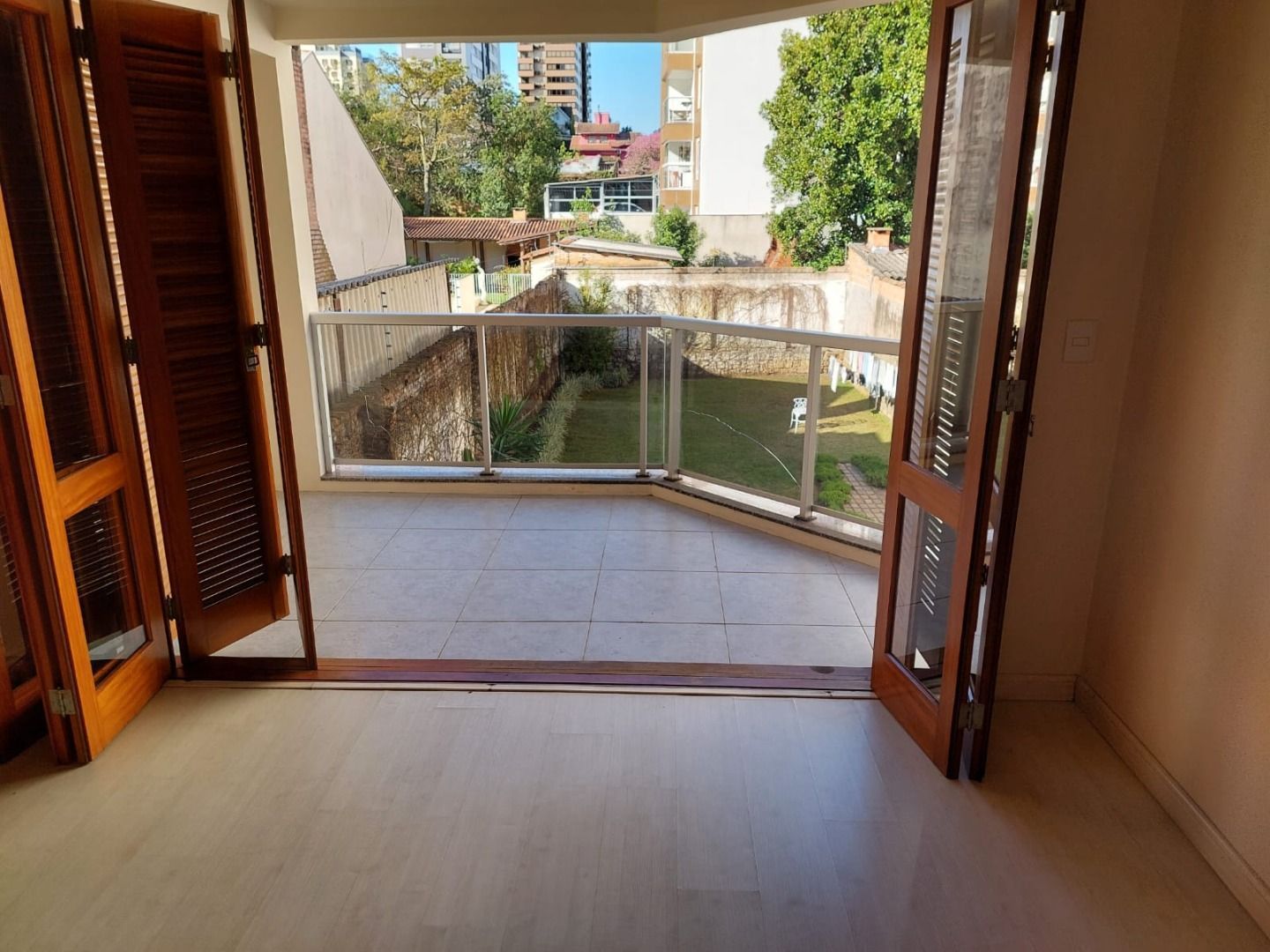 Apartamento à venda com 3 quartos, 122m² - Foto 12