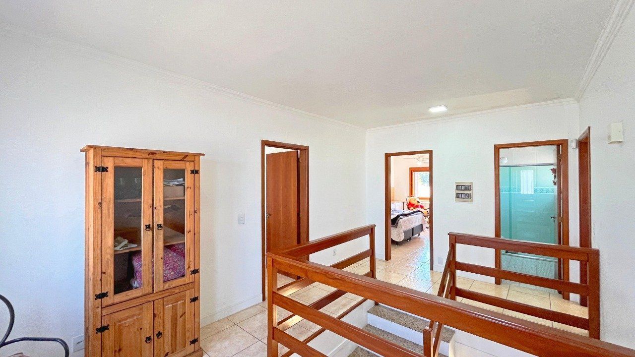 Casa à venda com 6 quartos, 344m² - Foto 14