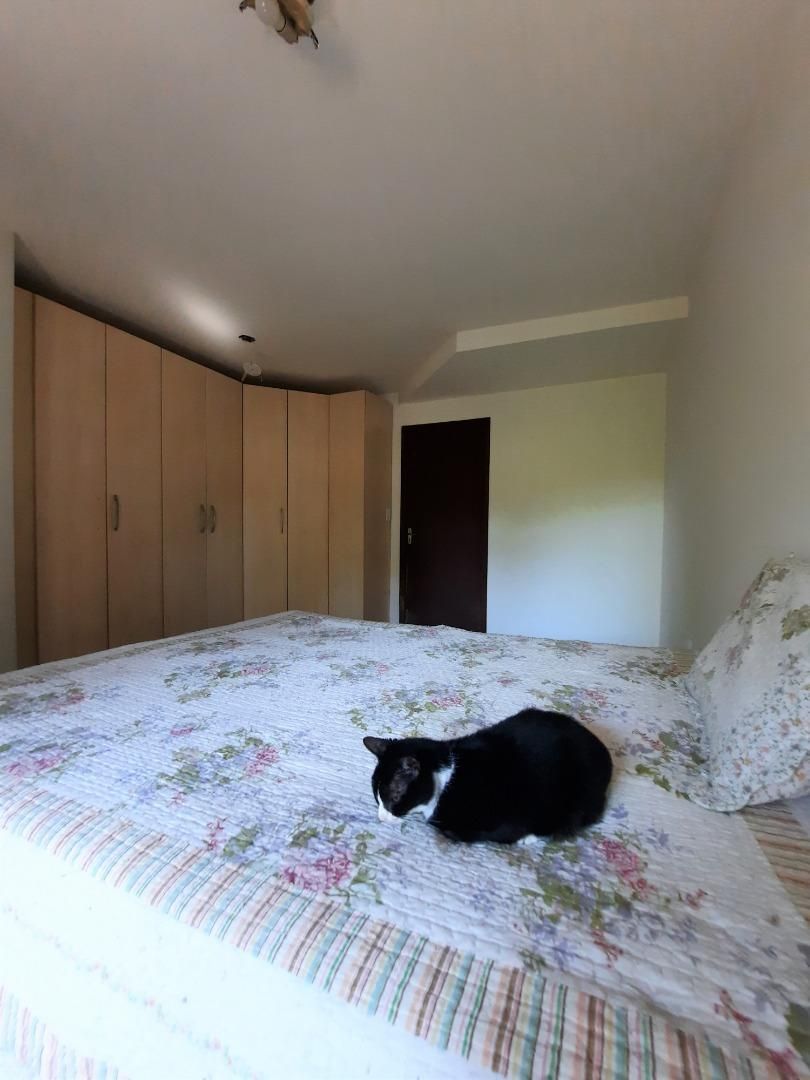 Casa à venda com 3 quartos, 214m² - Foto 14