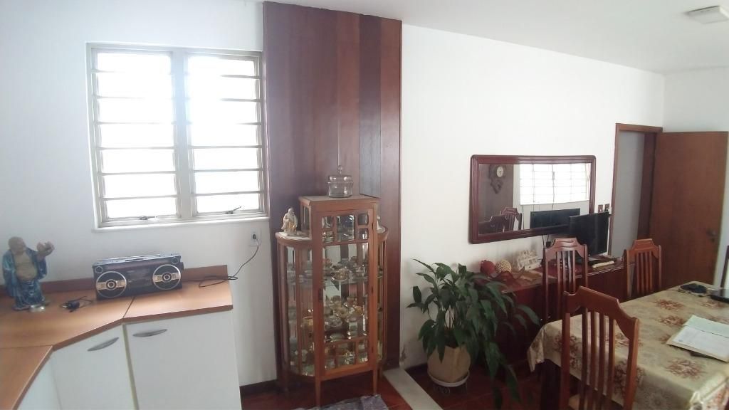 Casa à venda com 4 quartos, 300m² - Foto 14