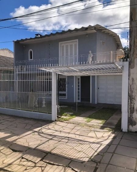 Casa, 6 quartos, 255 m² - Foto 1
