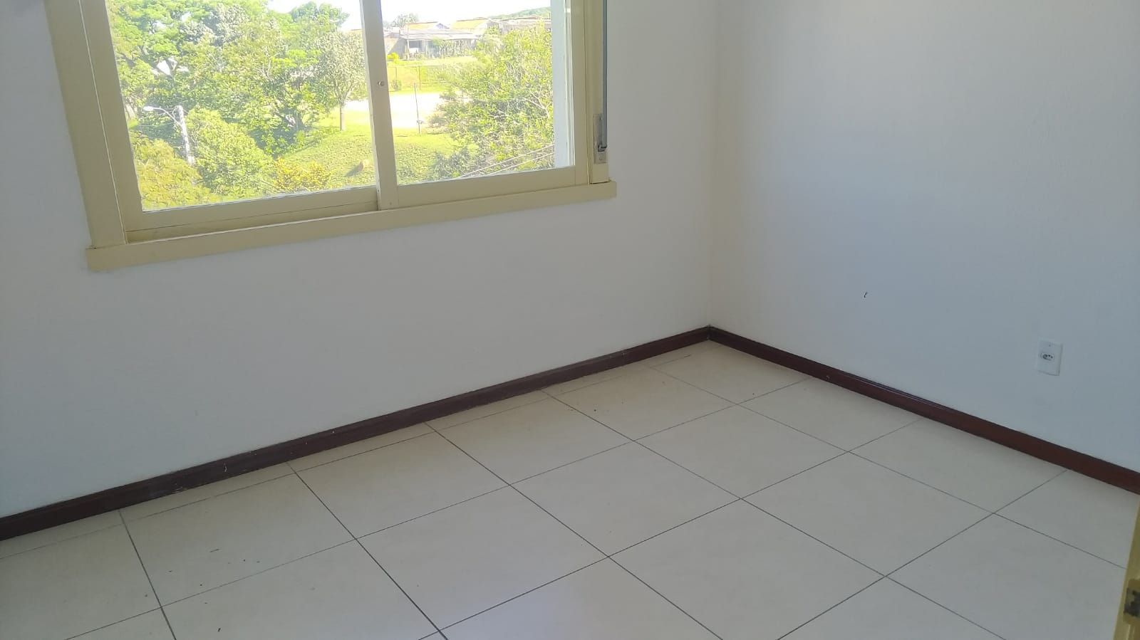 Apartamento à venda com 2 quartos, 75m² - Foto 16