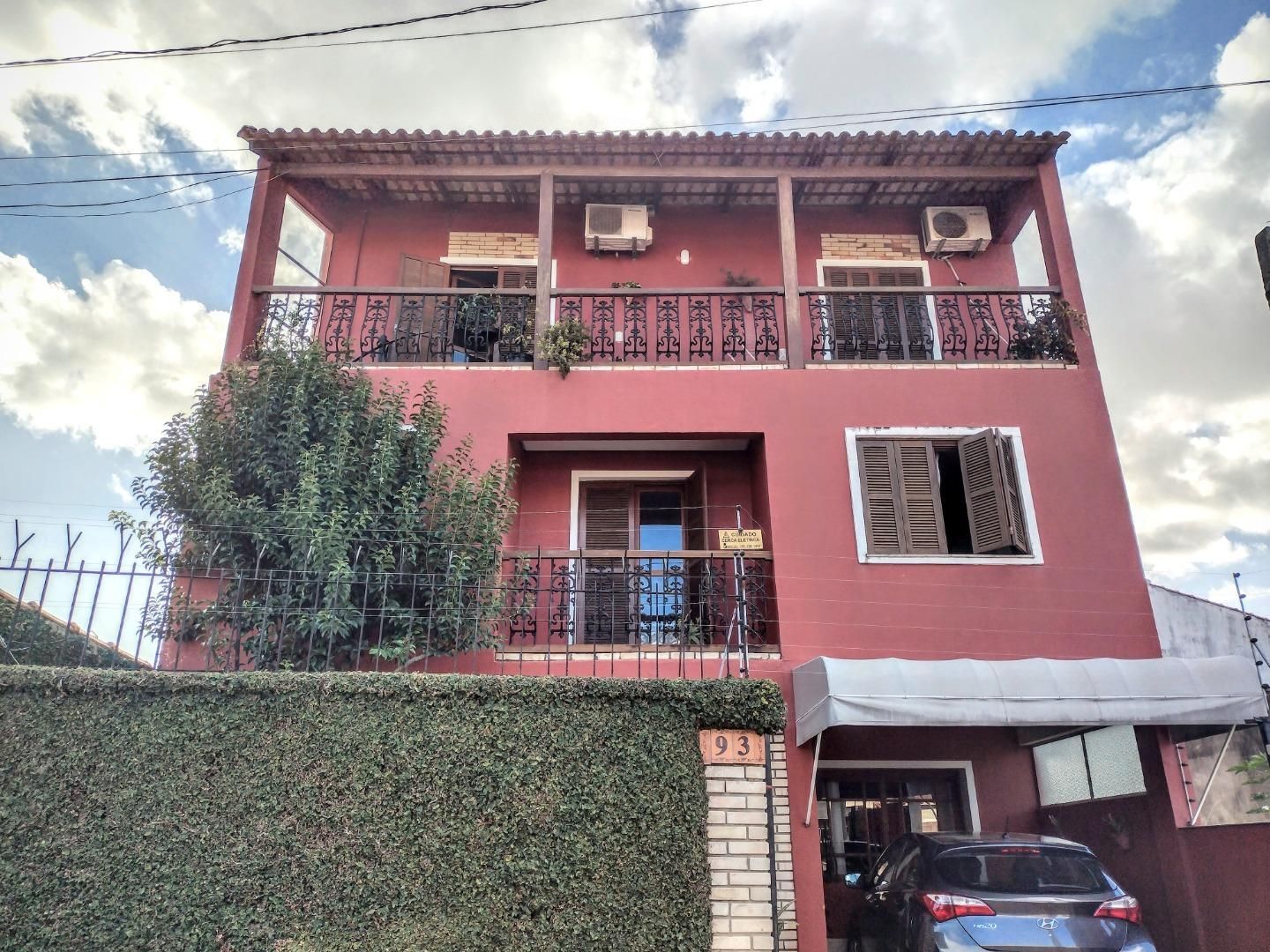 Casa, 3 quartos, 240 m² - Foto 1