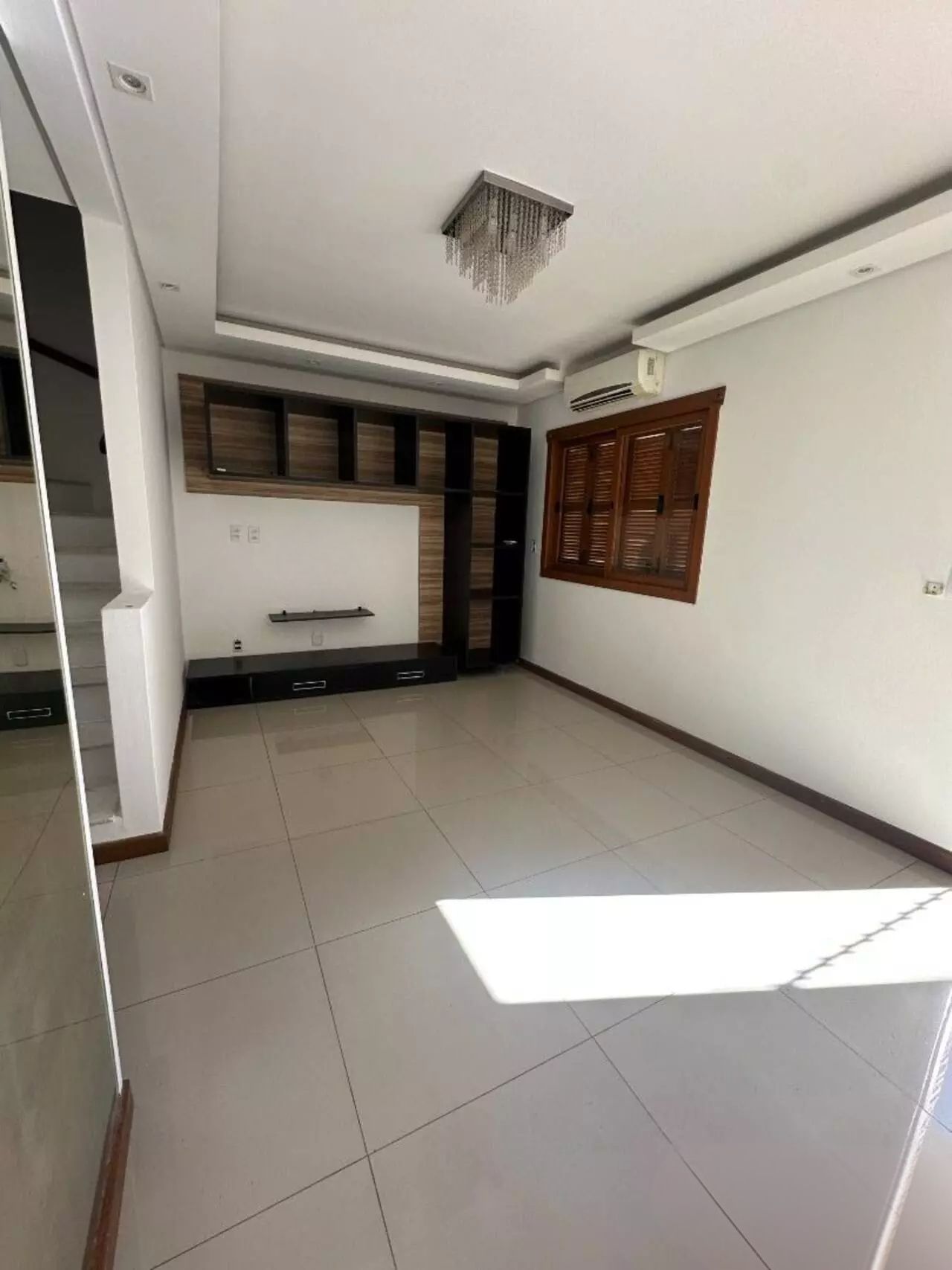 Casa para alugar com 2 quartos, 188m² - Foto 2