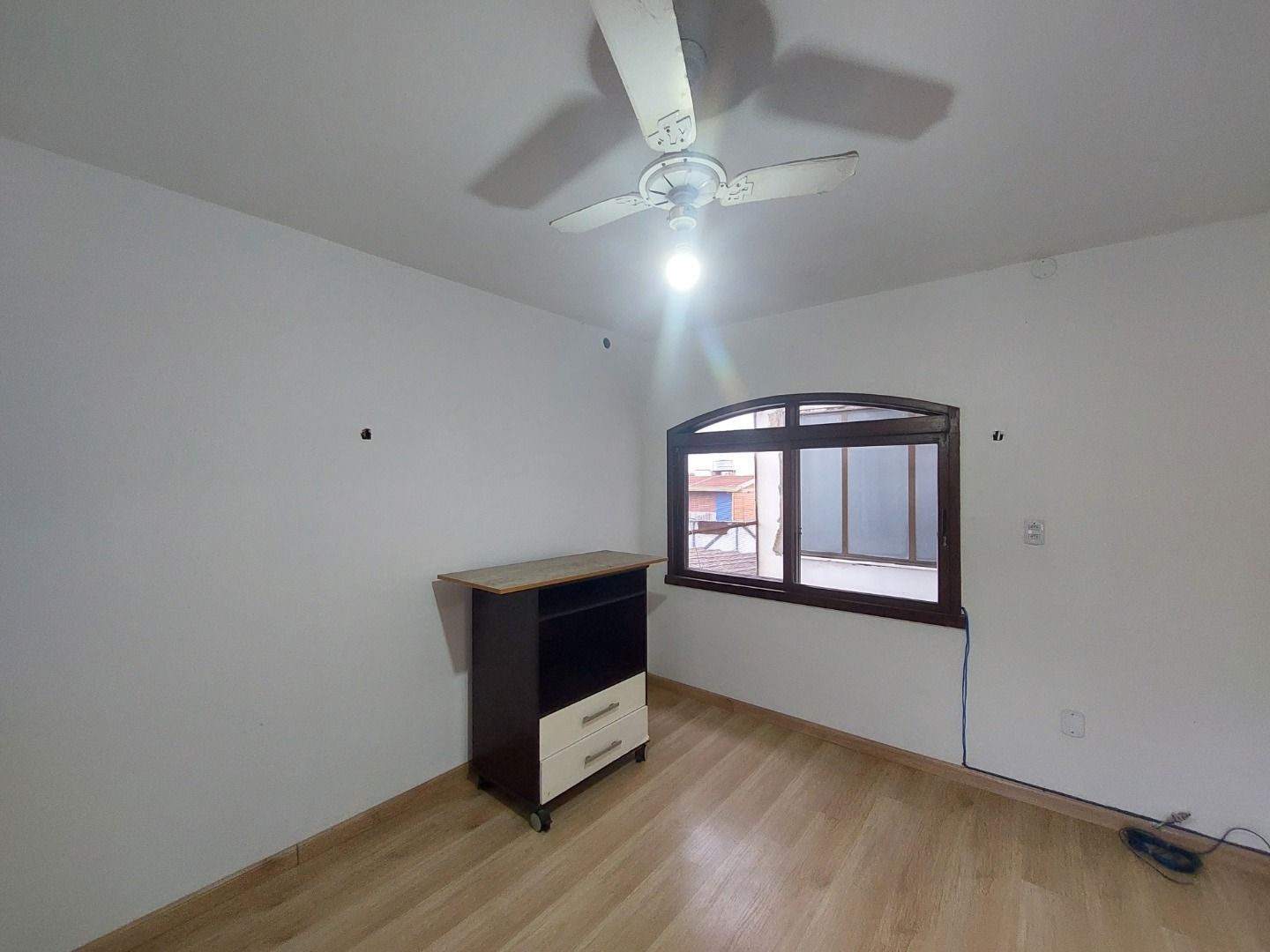 Casa para alugar com 5 quartos, 382m² - Foto 38