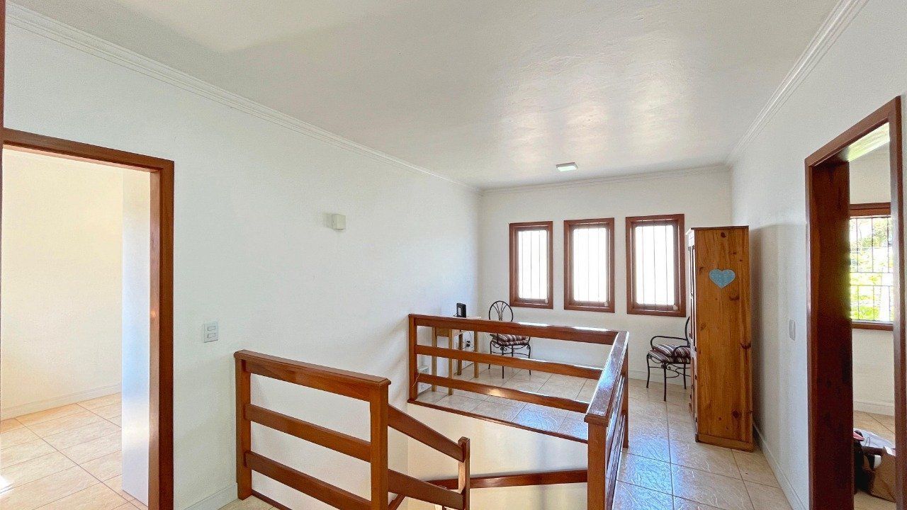 Casa à venda com 6 quartos, 344m² - Foto 16