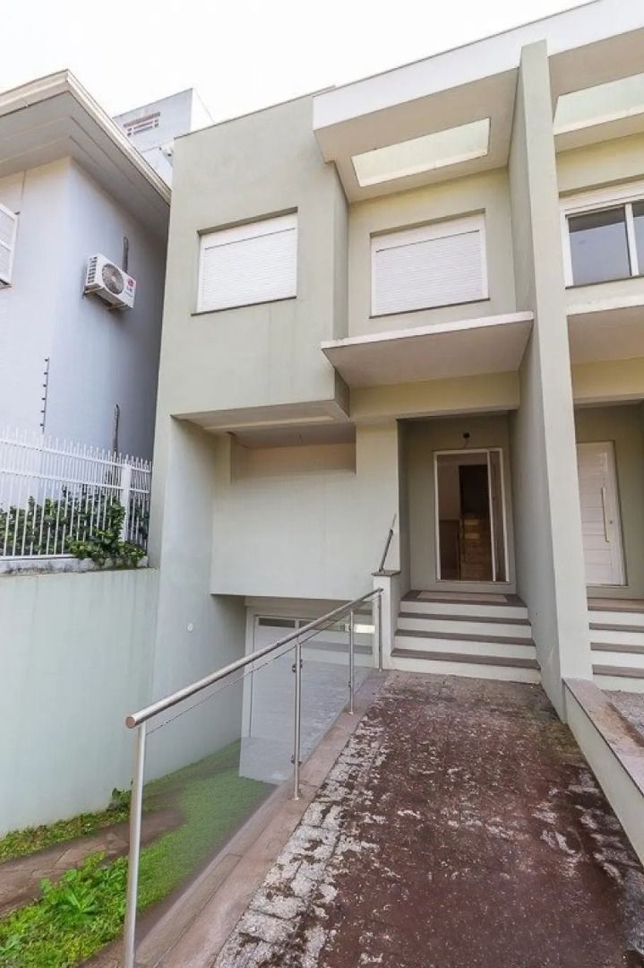 Casa, 3 quartos, 197 m² - Foto 1