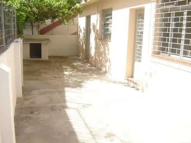 Casa, 1 quarto, 65 m² - Foto 1