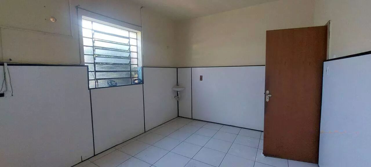 Loja-Salão para alugar com 8 quartos, 200m² - Foto 28