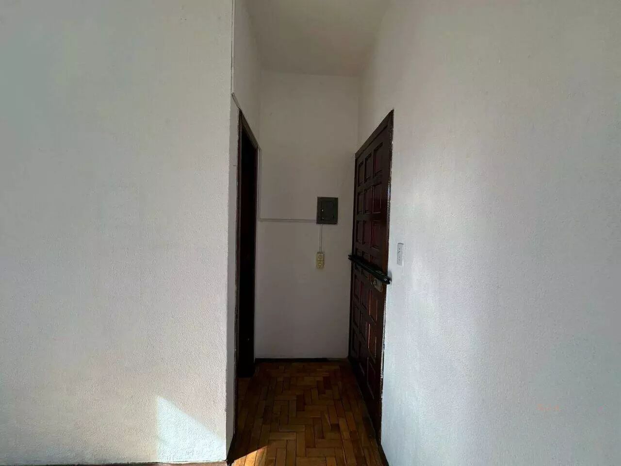 Conjunto Comercial-Sala para alugar com 1 quarto, 25m² - Foto 3