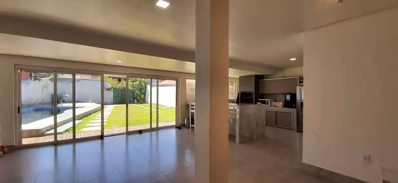 Casa, 4 quartos, 250 m² - Foto 11