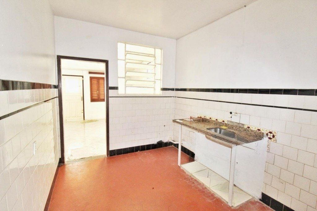 Casa à venda com 3 quartos, 120m² - Foto 5