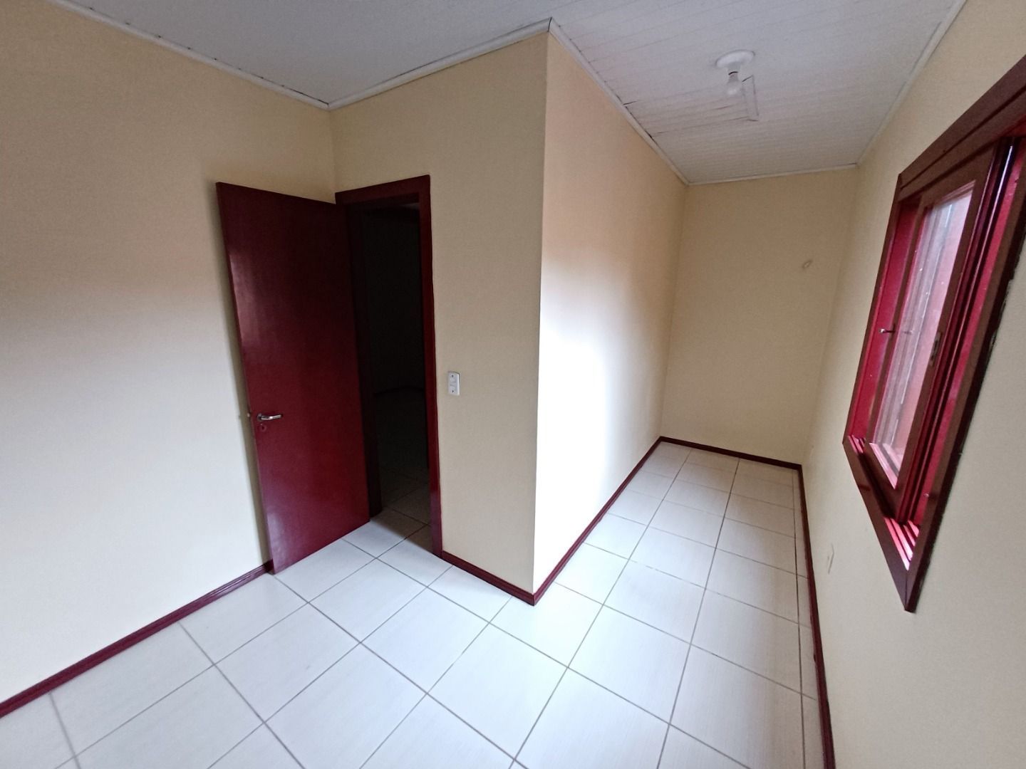 Casa para alugar com 2 quartos, 50m² - Foto 9