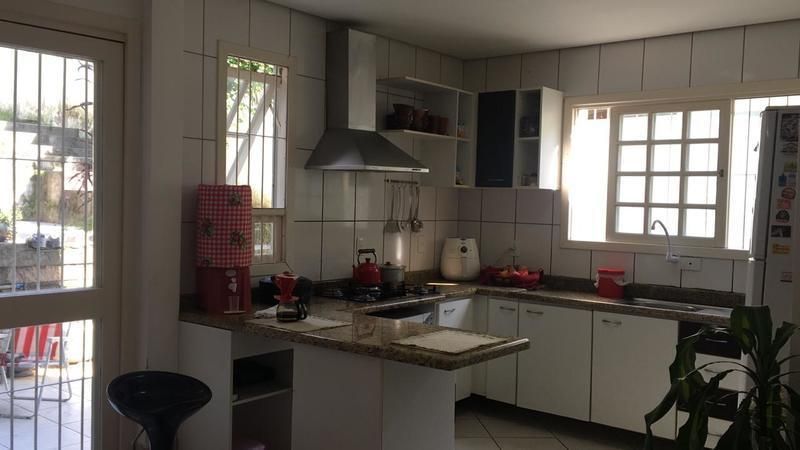 Casa à venda com 3 quartos, 150m² - Foto 10