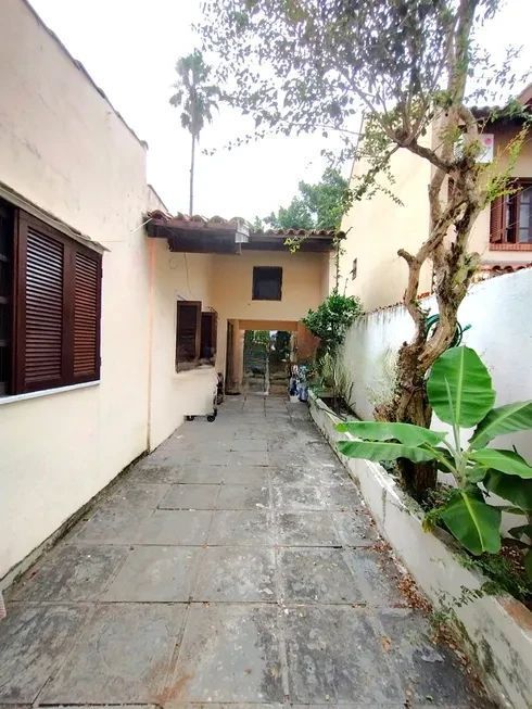 Casa para alugar com 4 quartos, 189m² - Foto 23