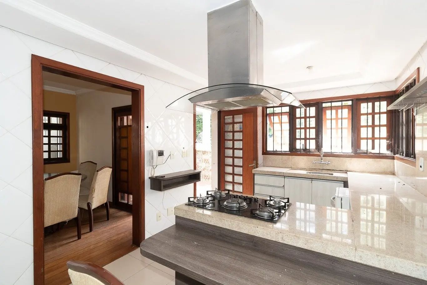 Casa, 5 quartos, 303 m² - Foto 8