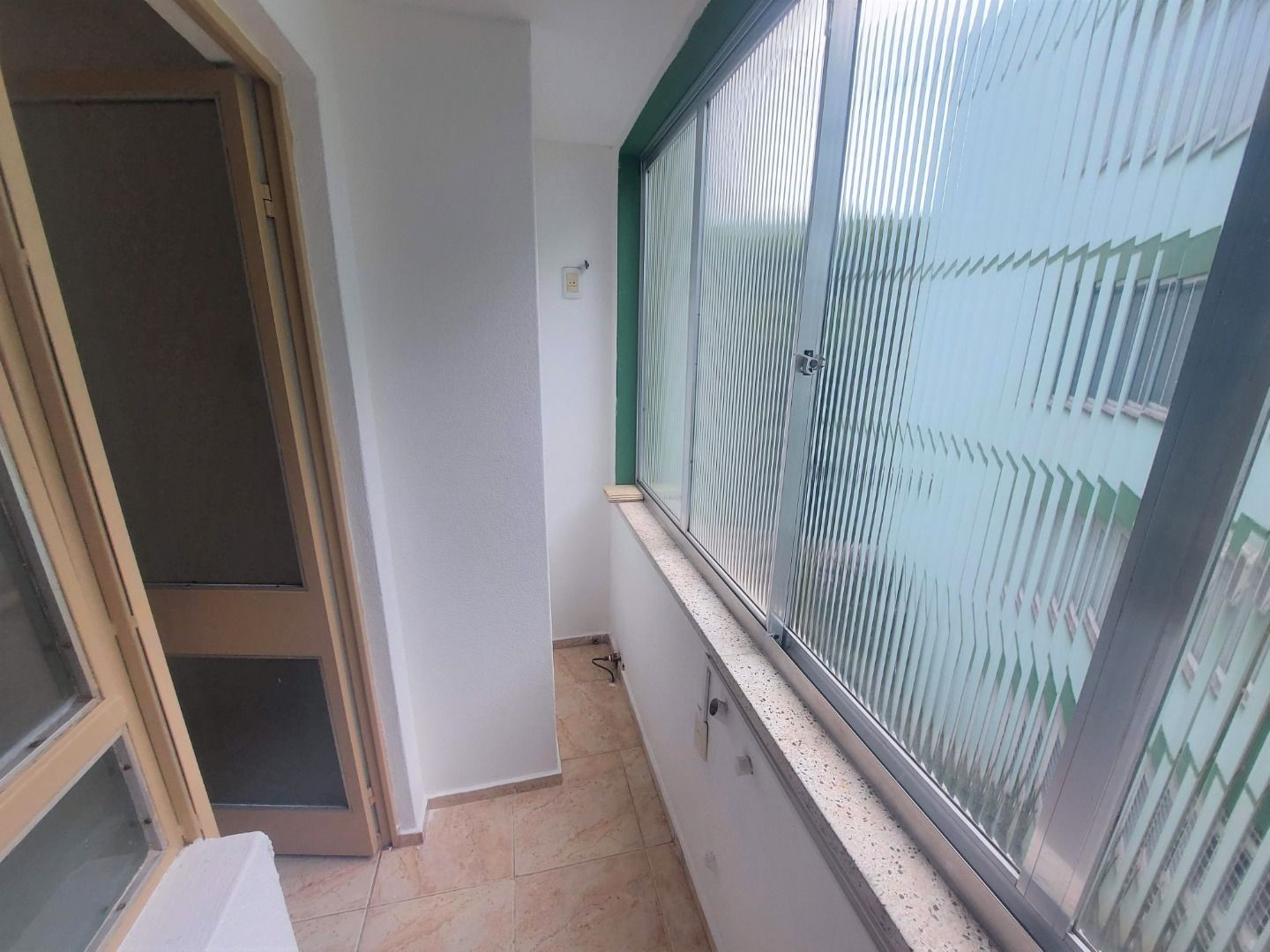Apartamento para alugar com 1 quarto, 52m² - Foto 12