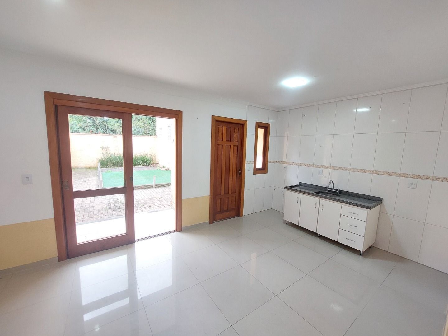 Casa para alugar com 3 quartos, 182m² - Foto 7
