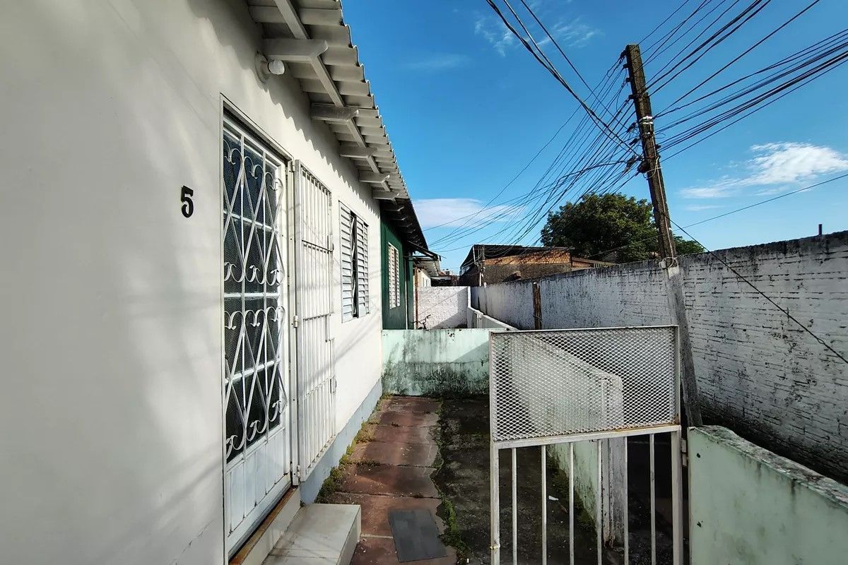 Casa, 2 quartos, 39 m² - Foto 1