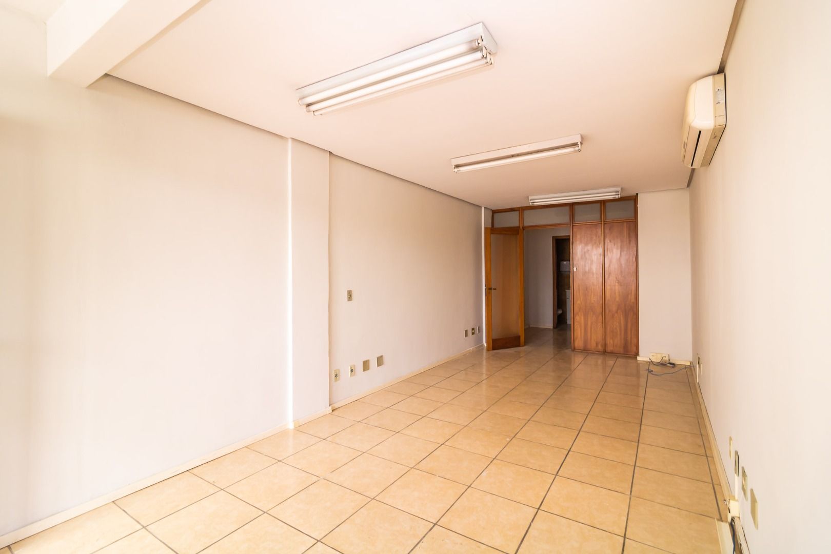 Conjunto Comercial-Sala à venda, 86m² - Foto 1