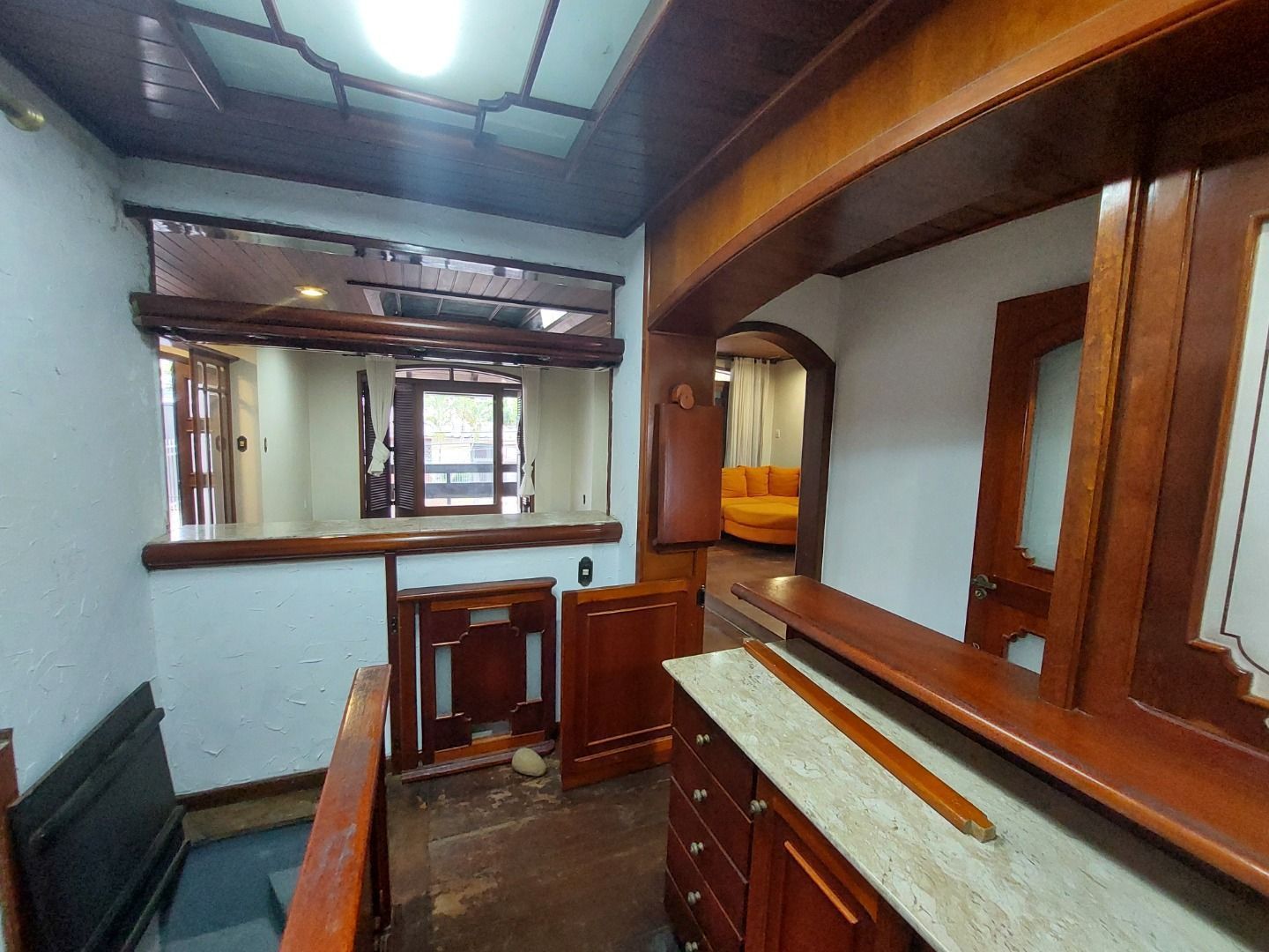 Casa para alugar com 5 quartos, 382m² - Foto 12