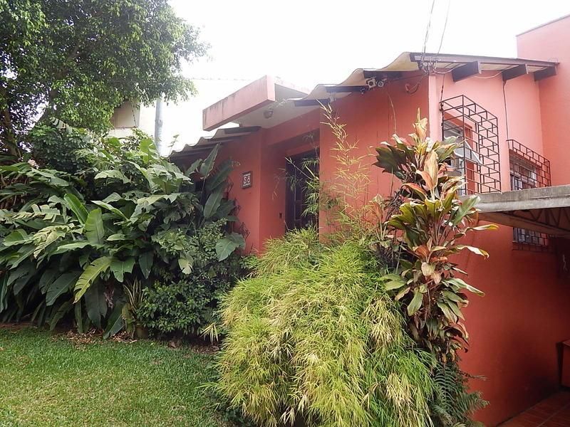 Casa à venda com 3 quartos, 187m² - Foto 3