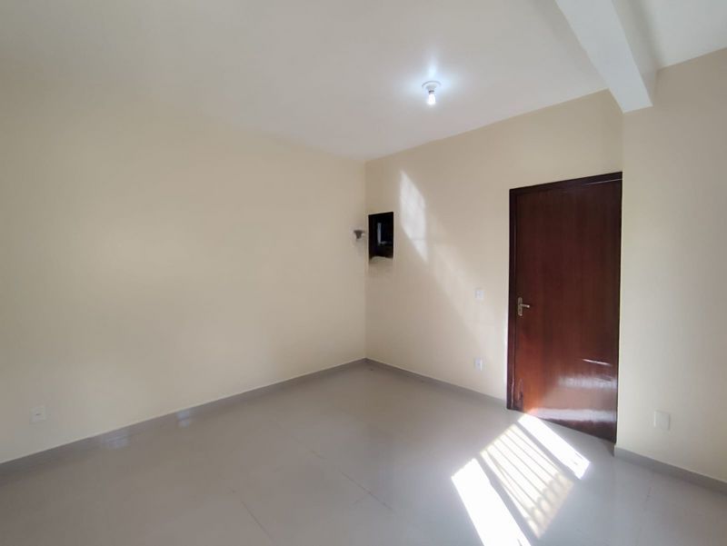 Casa para alugar com 2 quartos, 80m² - Foto 9