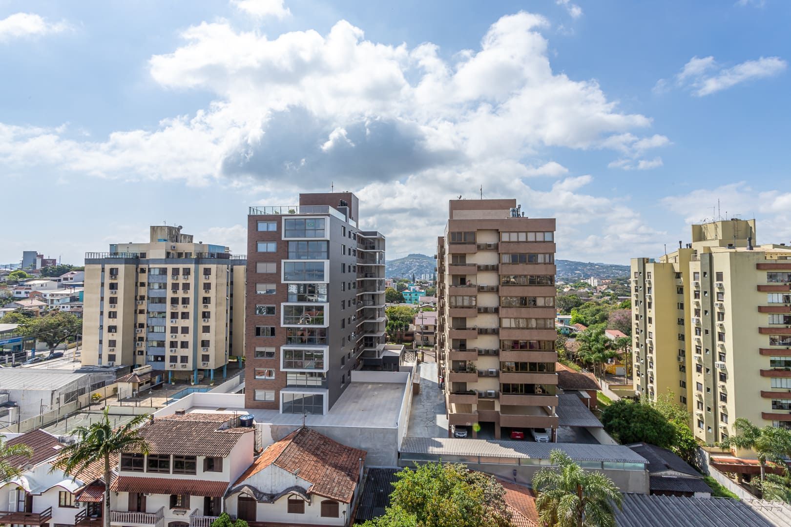 Apartamento à venda com 3 quartos, 143m² - Foto 19