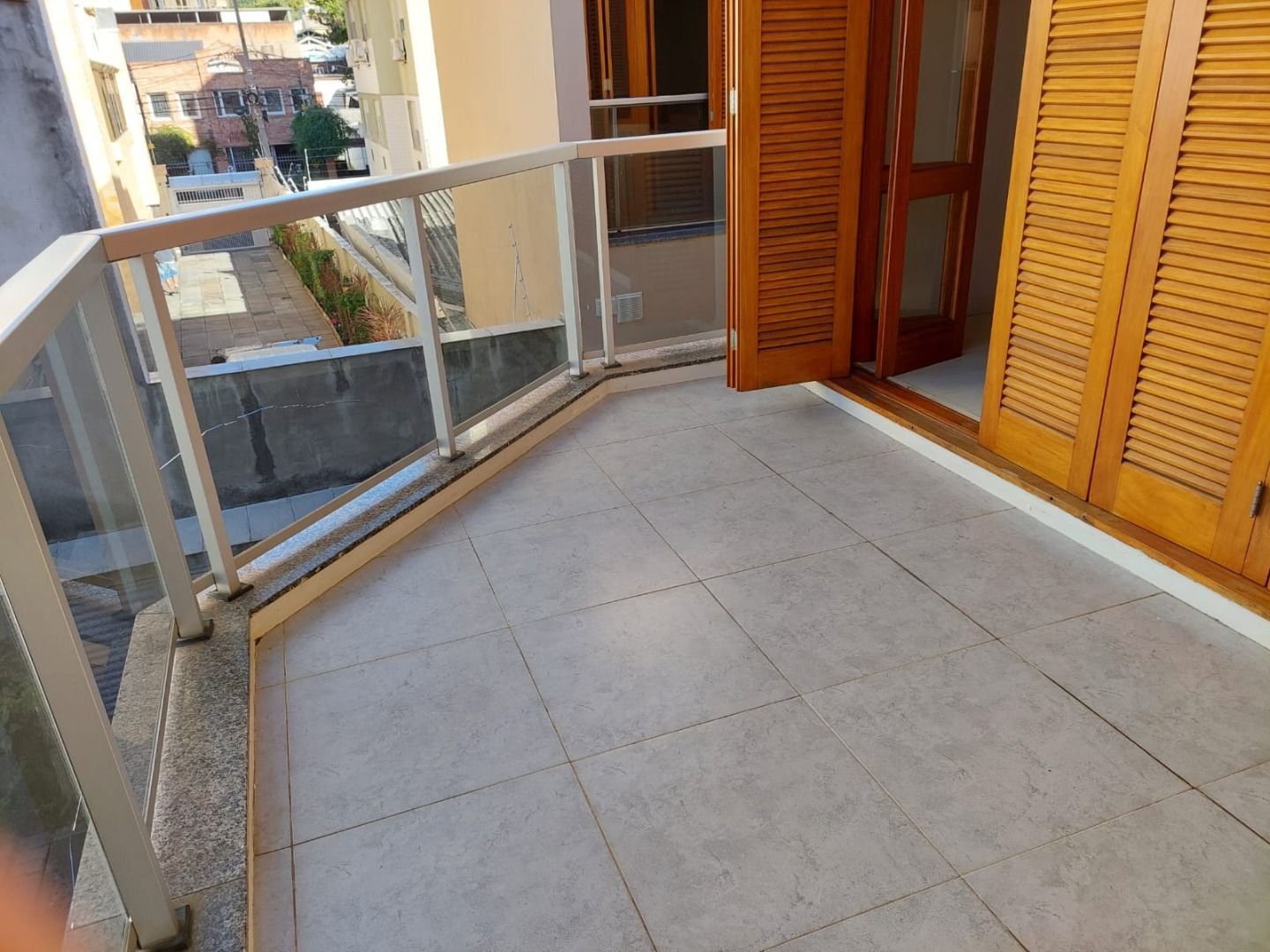 Apartamento à venda com 3 quartos, 122m² - Foto 17