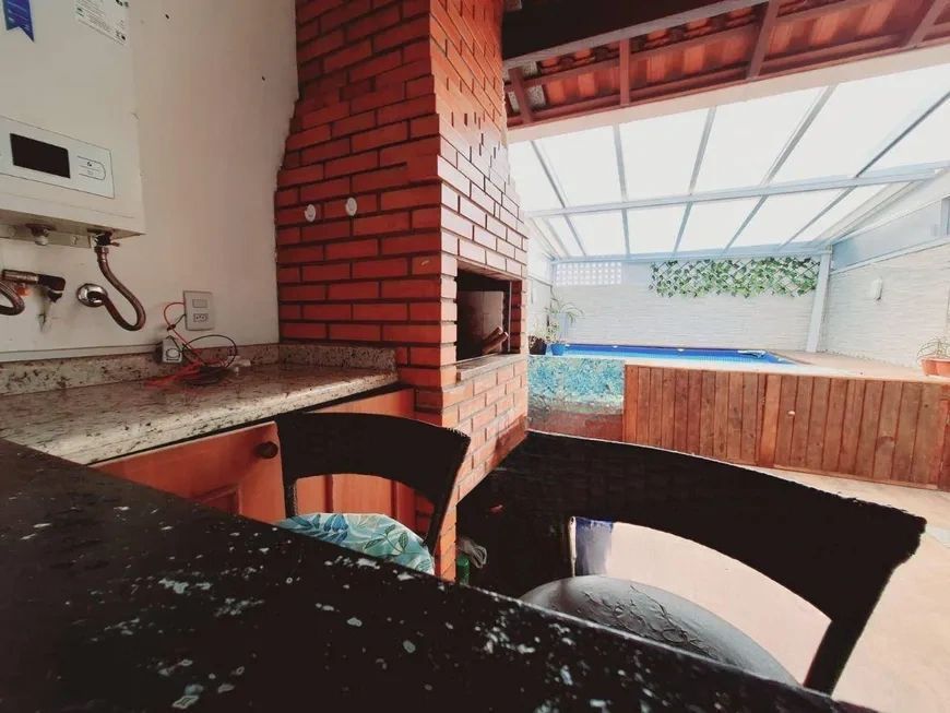 Casa à venda com 3 quartos, 120m² - Foto 26
