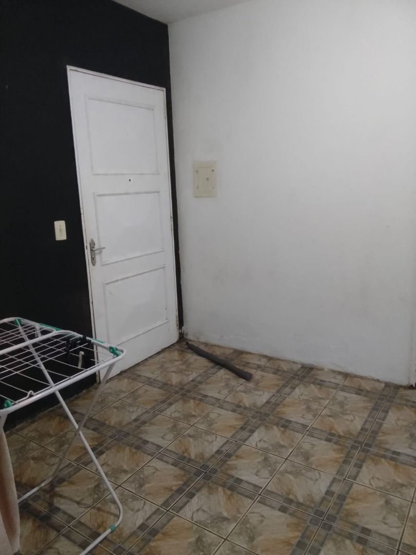 Apartamento à venda com 1 quarto, 43m² - Foto 11