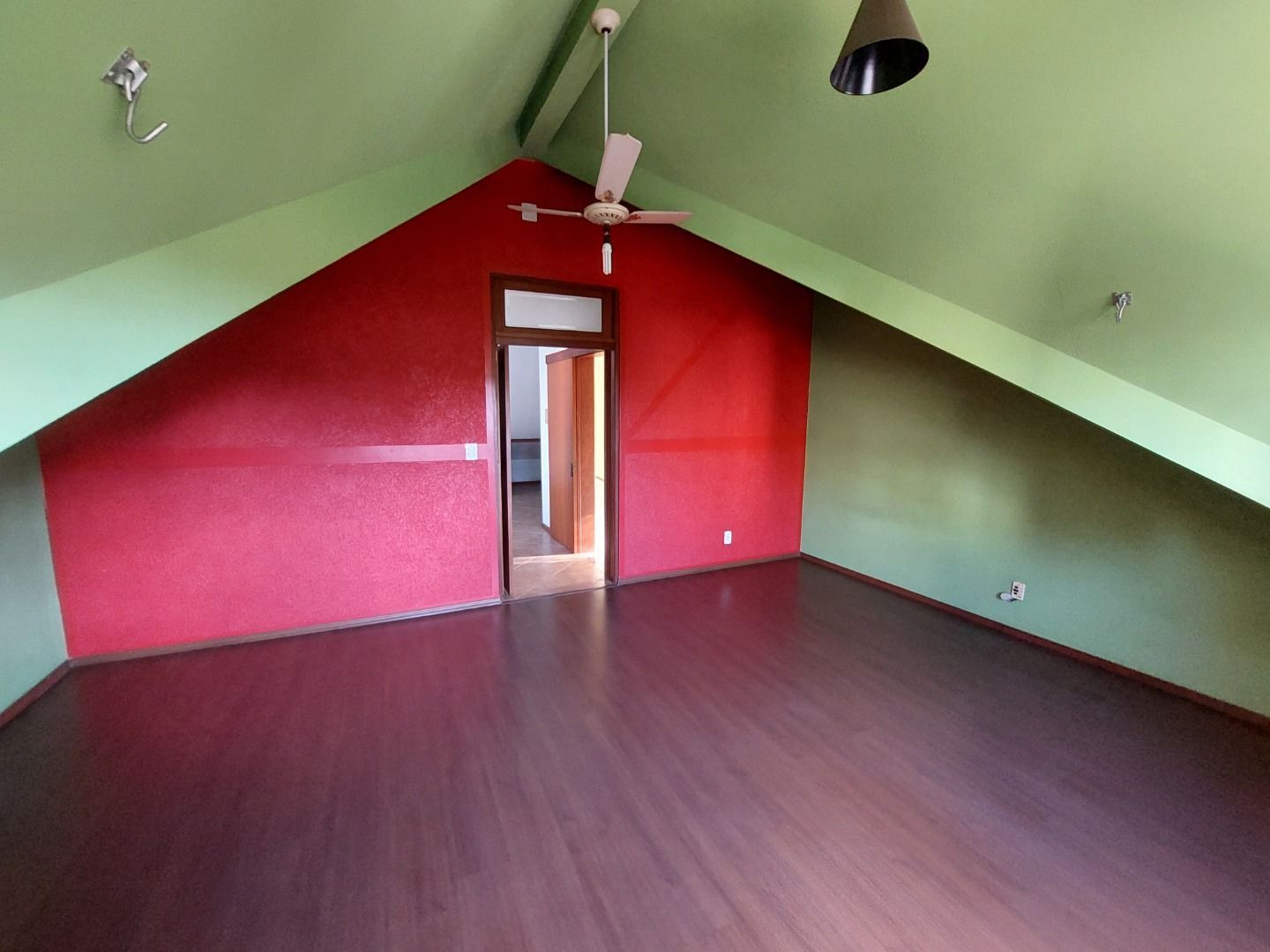 Casa, 4 quartos, 290 m² - Foto 34