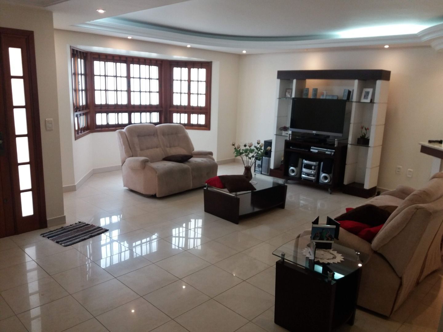 Casa, 4 quartos, 328 m² - Foto 3