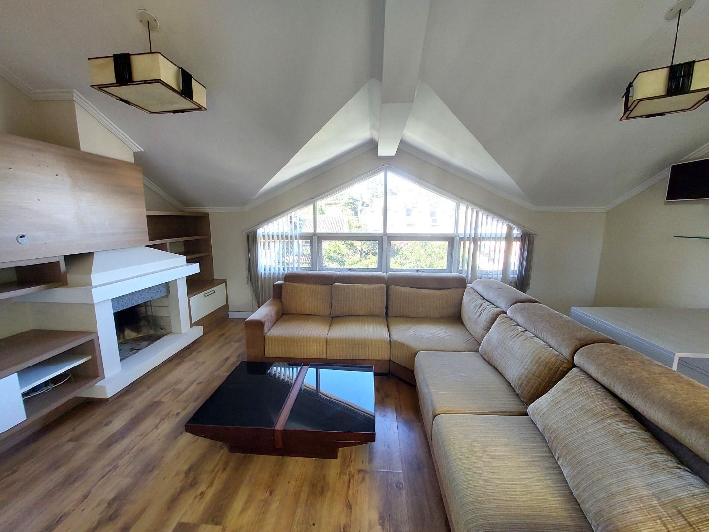 Casa para alugar com 3 quartos, 210m² - Foto 36
