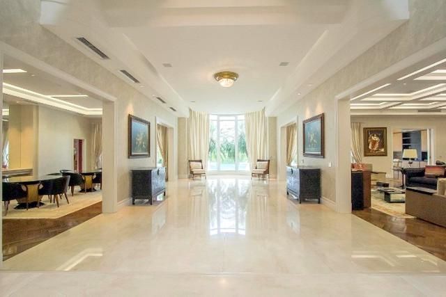 Casa à venda com 7 quartos, 1165m² - Foto 4