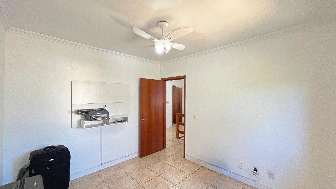 Casa à venda com 6 quartos, 344m² - Foto 21